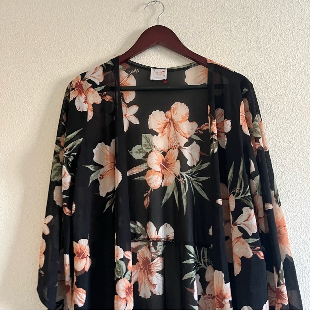 Siren Lily Maternity | Black Floral Sheer Kimono‎ Size Large